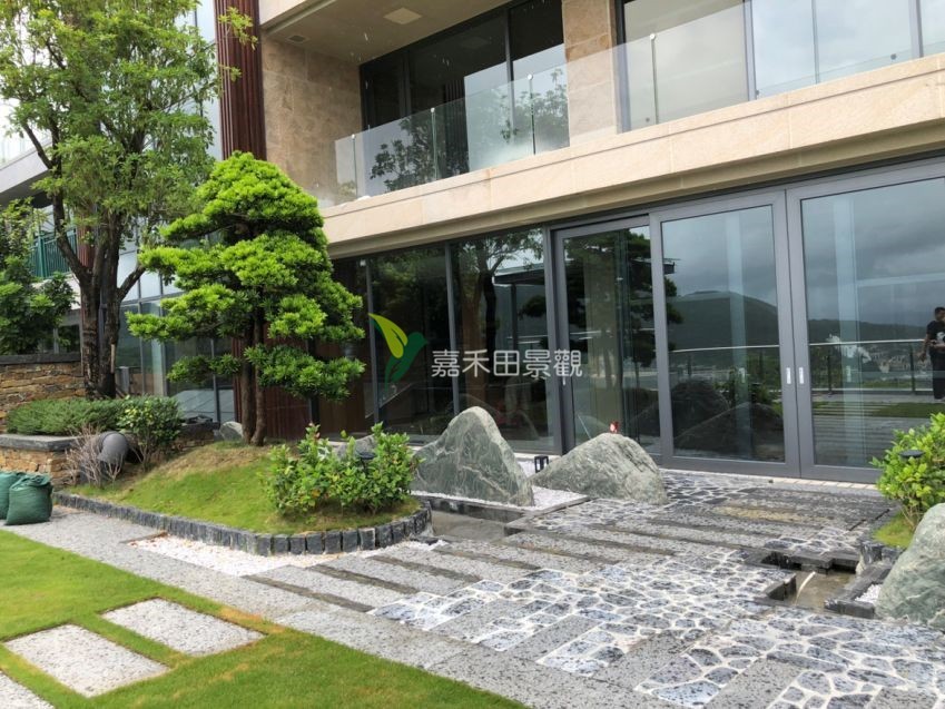 庭院景觀設(shè)計軟裝如何體現(xiàn)出來？